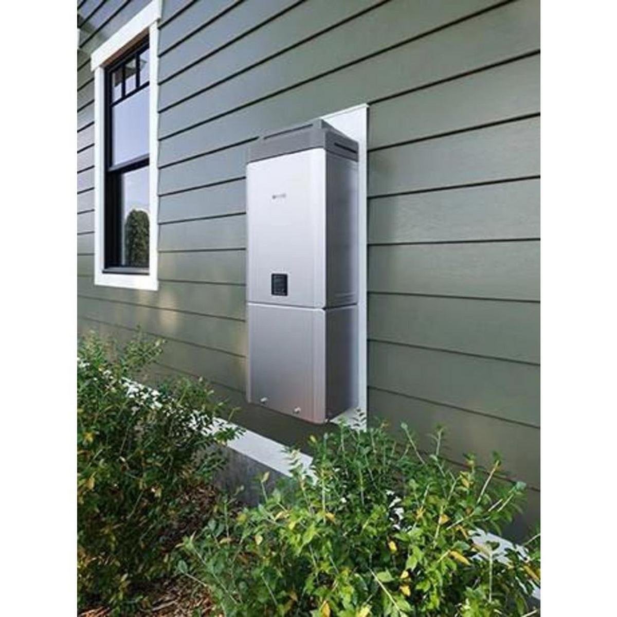 Rinnai SENSEI™ RXP Series 199 MBH Smart Indoor Condensing Natural Gas/Propane Tankless Water Heater with Pump